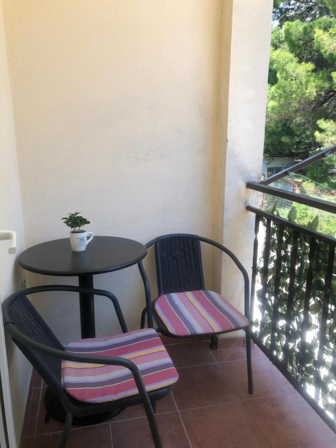 Apartmani Lisicina Omis Luaran gambar