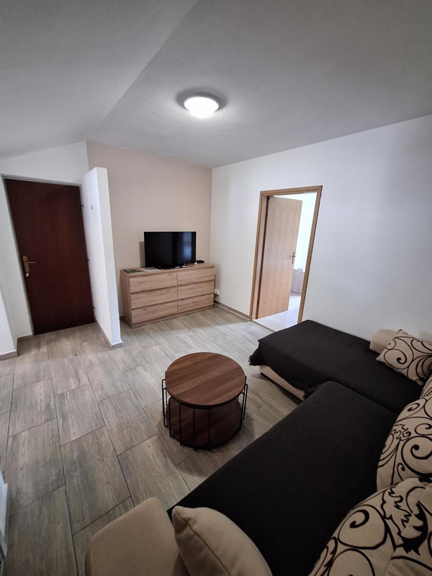 Apartmani Lisicina Omis Luaran gambar