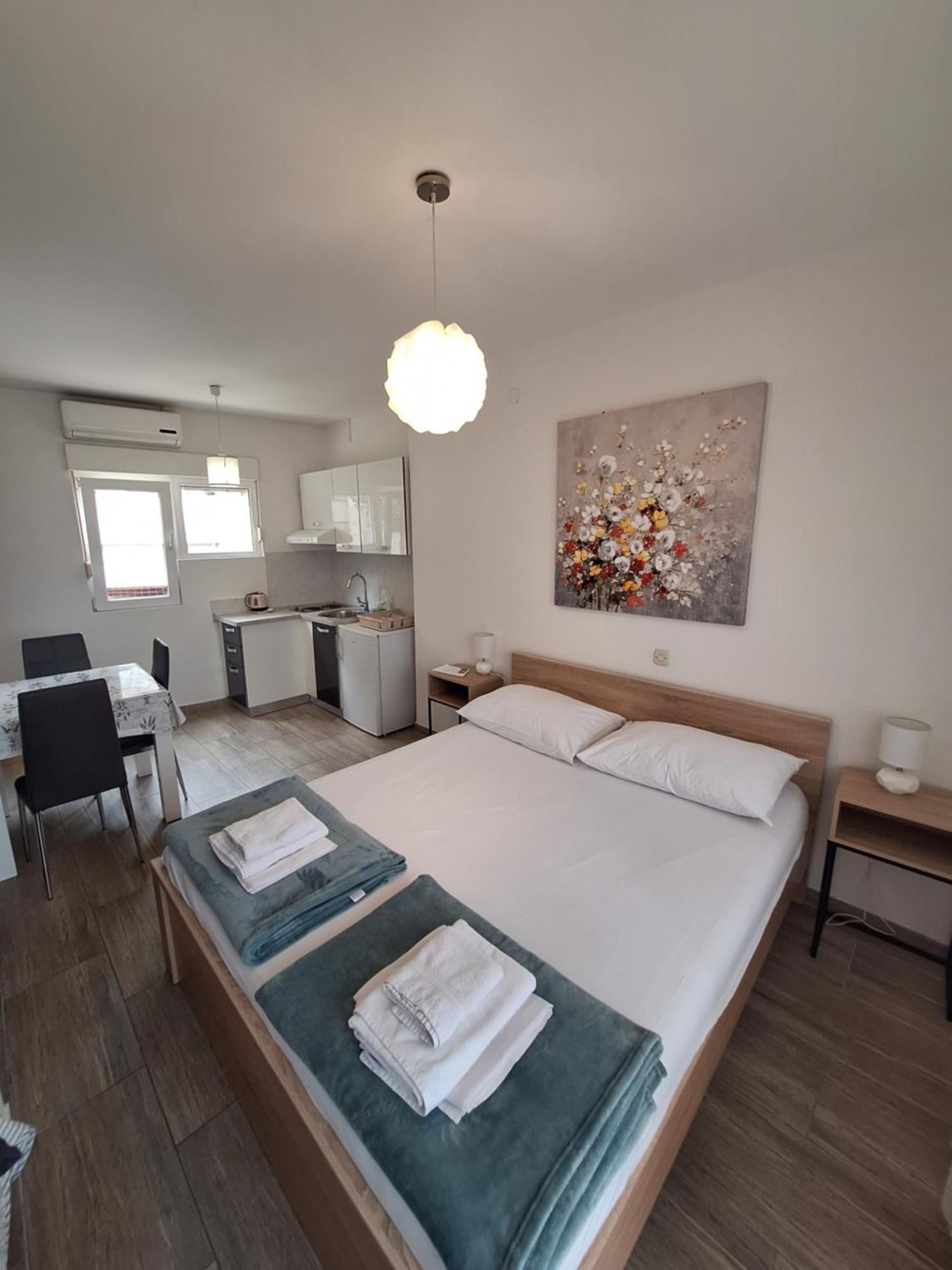 Apartmani Lisicina Omis Luaran gambar